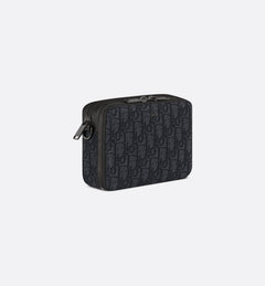 Pouch mit Reißverschluss und Riemen