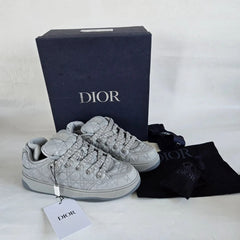 "B9" Sneaker