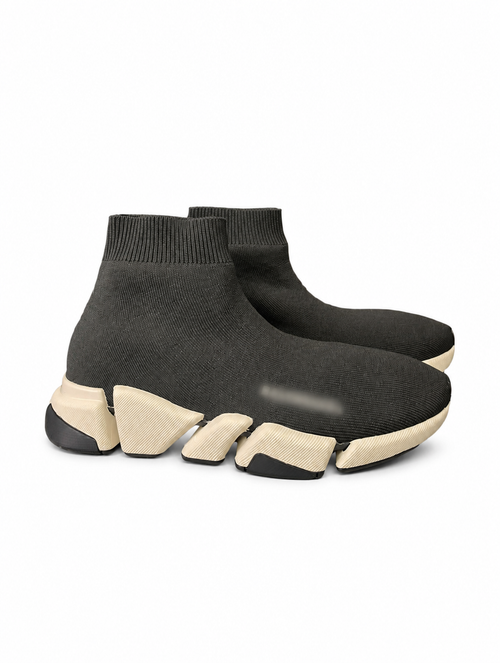 Runner sneakers