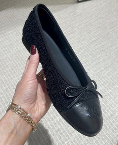 BLACK TEXTURED BALLERINA FLATS