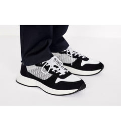 "B25-Sneaker"