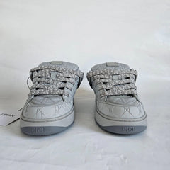 "B9" Sneaker
