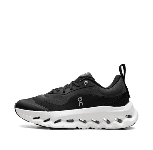 ON X LWE BLACK WHITE SNEAKERS