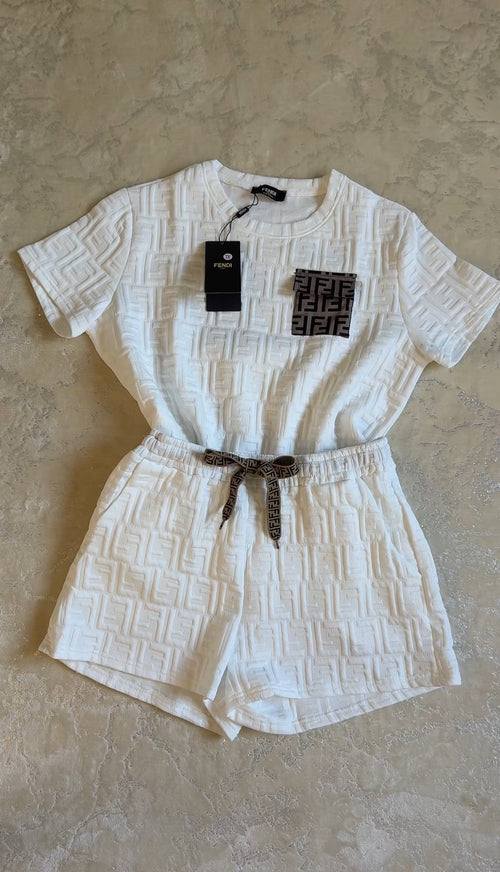 WHITE SUMMER SET