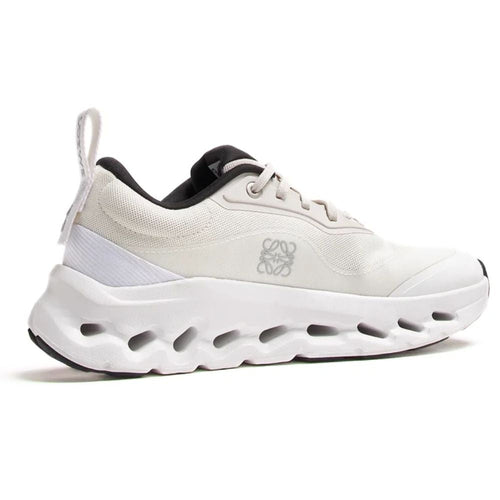 ON X LWE SANDWHITE SNEAKERS