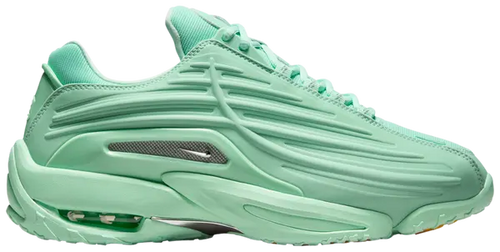 "Hot Step" Sneaker